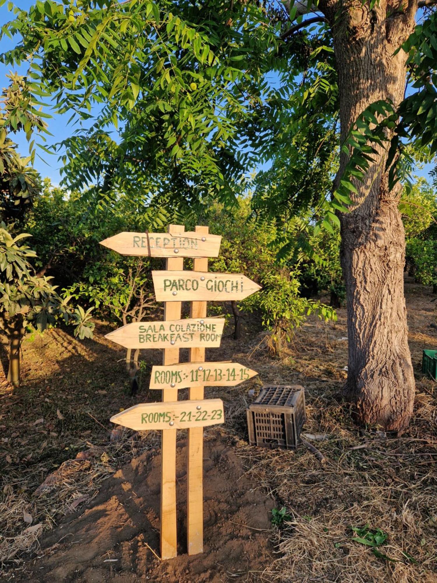 Lumia Villa Riposto Bagian luar foto